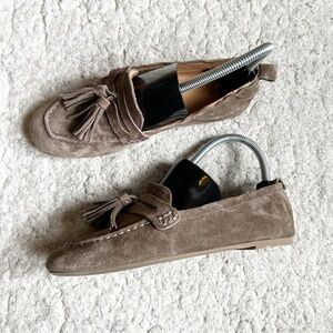 Aquatalia Journee Tassel Loafer Flats in Authentic Taupe Suede Size 6.5